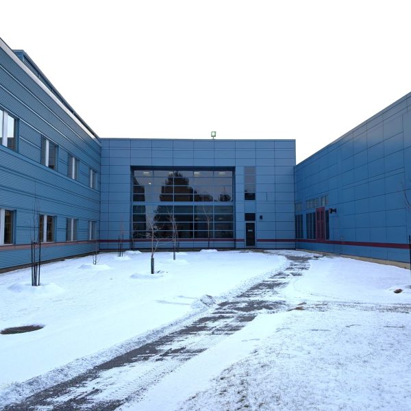 PXL_20241206_200833947